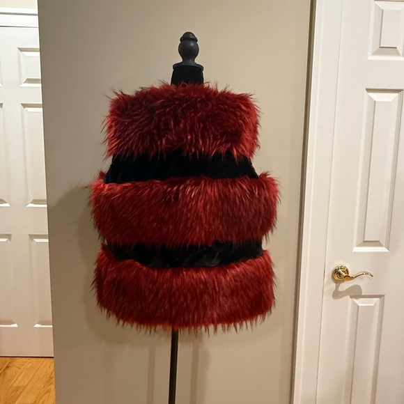 LaSeine Red and Black Faux Fur Vest - Picture 2 of 4